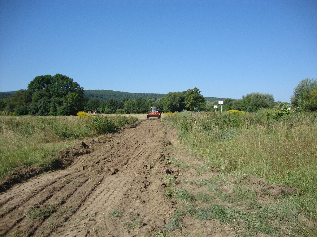 Erdarbeiten Sportplatz Neu 004